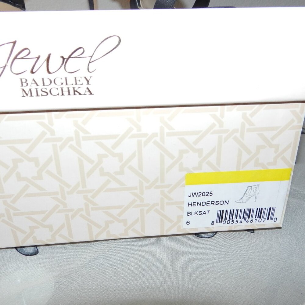 Jewel by Badgley Mischka Henderson Heels Black Satin Size 6 Crystal Rhinestone - Picture 16 of 16